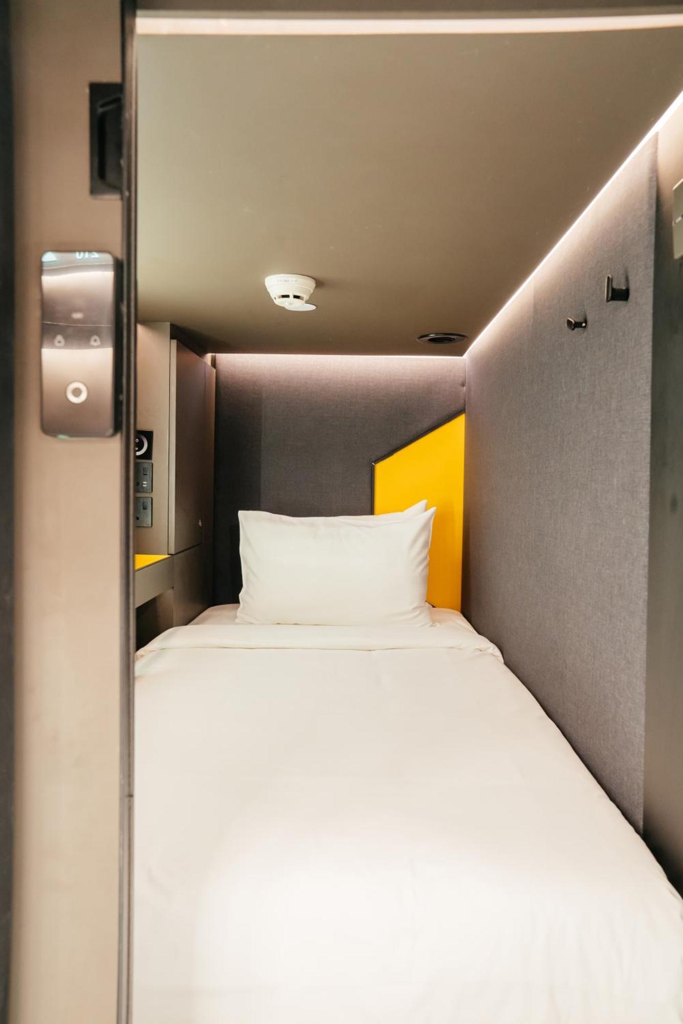 Capsule Transit Sleep Lounge Klia T1 - Landside Hotell Sepang Eksteriør bilde